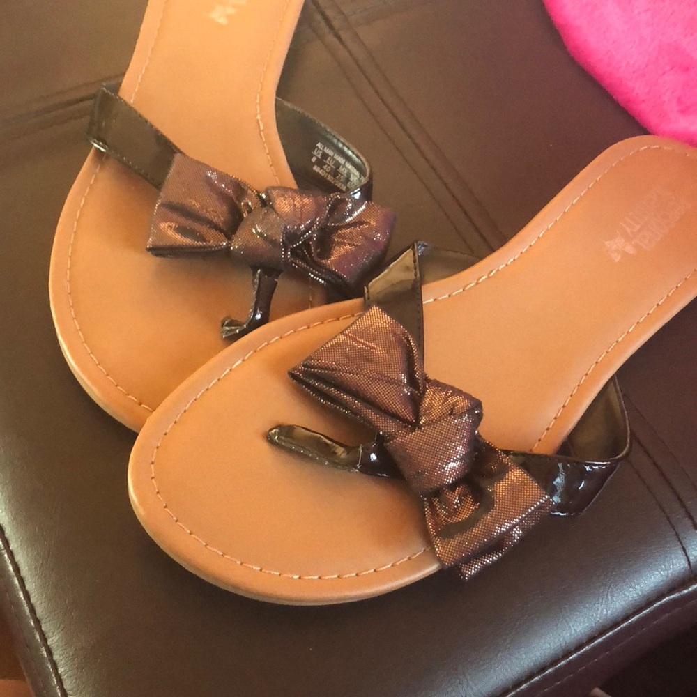 Glitter Brown Bow Flip Flops